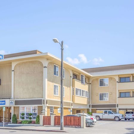 Days Inn By Wyndham Eureka Ca Exterior foto